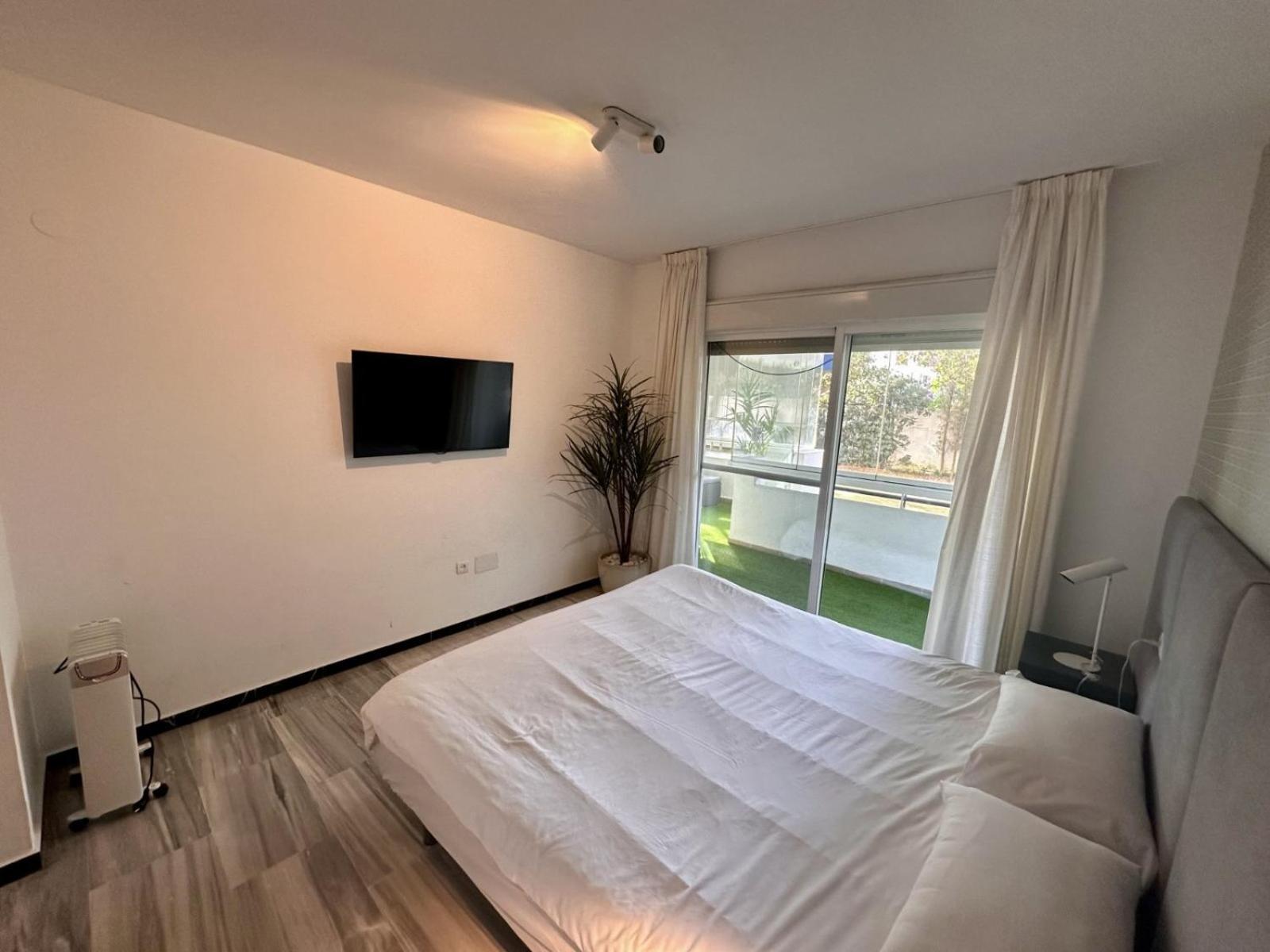 Puerto Banus Medina Gardens With Pool By Homing *